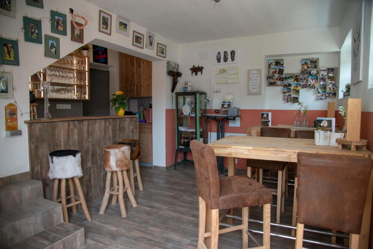 Ranchzimmer Am Hippo-Campus Reit- Und Therapiezentrum Deutsch Haslau Bagian luar foto