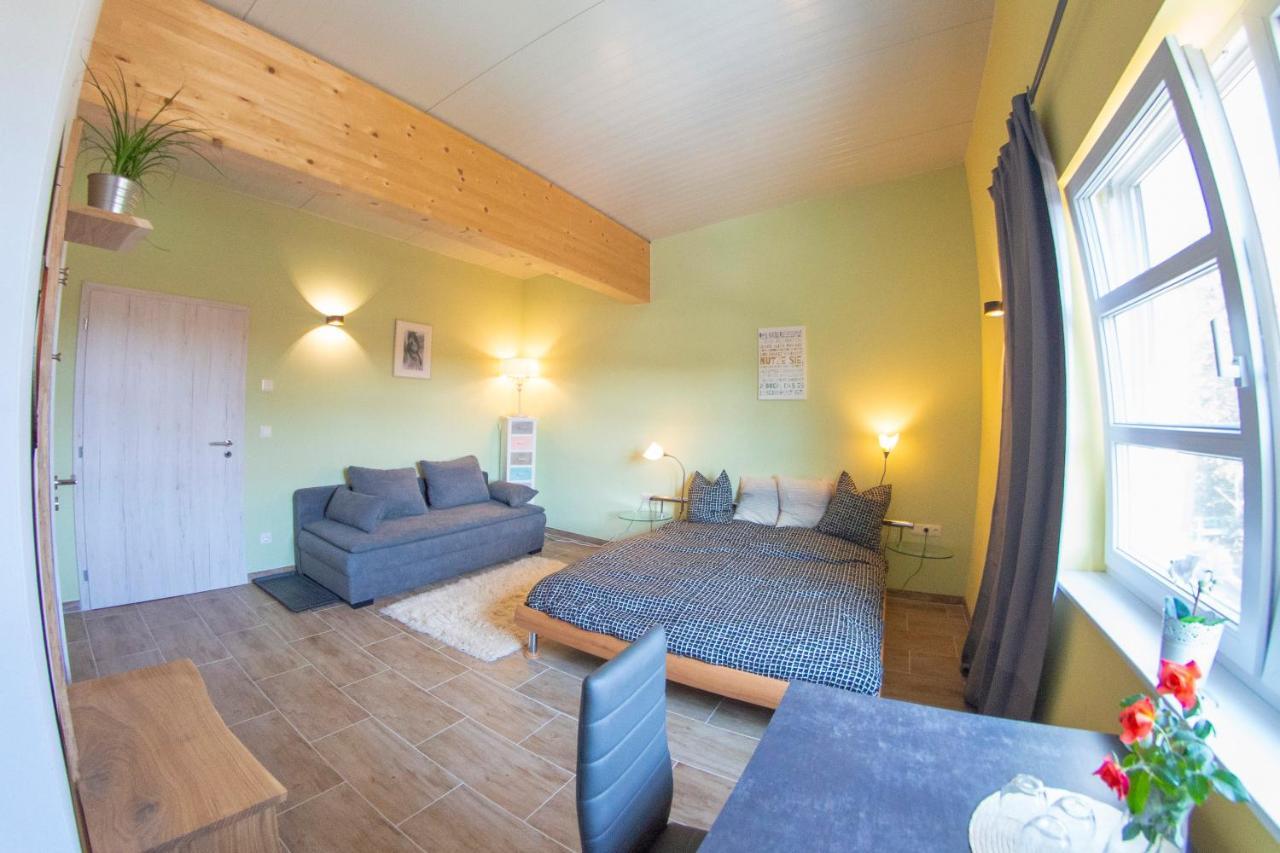 Ranchzimmer Am Hippo-Campus Reit- Und Therapiezentrum Deutsch Haslau Bagian luar foto